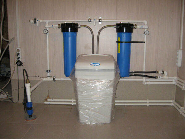 Вред жесткой воды. Лучшие системы умягчения воды для коттеджа и загородного дома